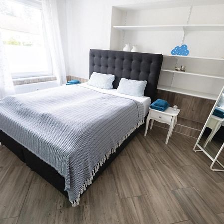 Gemuetliches Apartment In Neuwied Exteriör bild